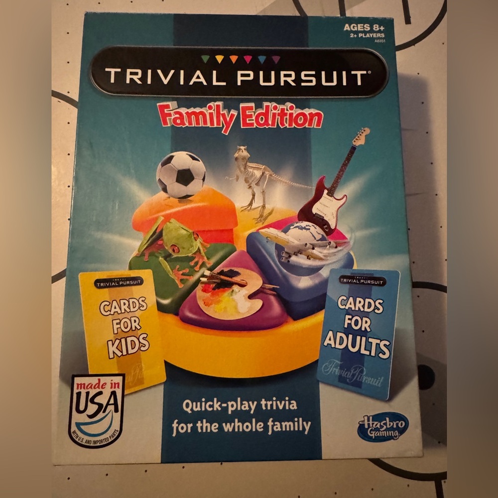 Hasbro Trivial Pursuit Family Edition
